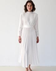 beyaz piliseli saten elbise 3