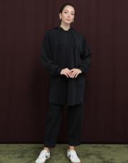 siyah pilili spor takım